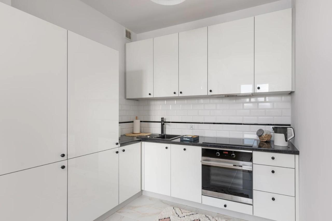 Przestronny Apartament Z Widokiem Na Miasto W Warszawie Warschau Buitenkant foto