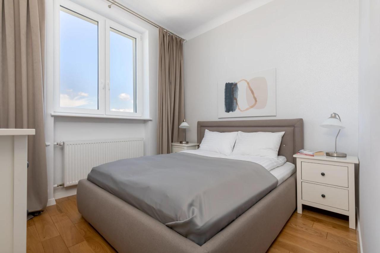 Przestronny Apartament Z Widokiem Na Miasto W Warszawie Warschau Buitenkant foto
